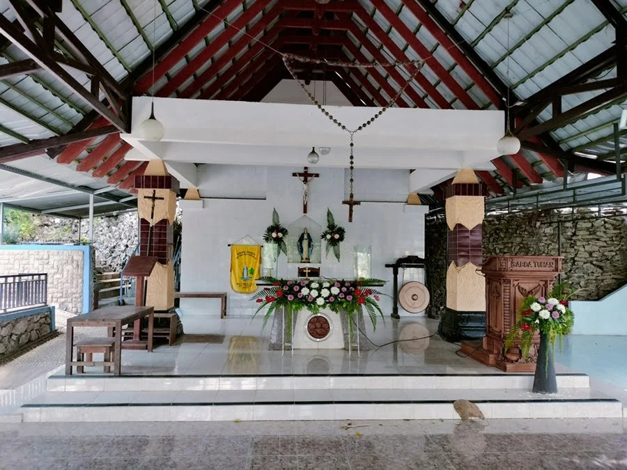 Gua Maria Ratu Perdamaian Sendang Jatiningsih - Yogyakarta DIY