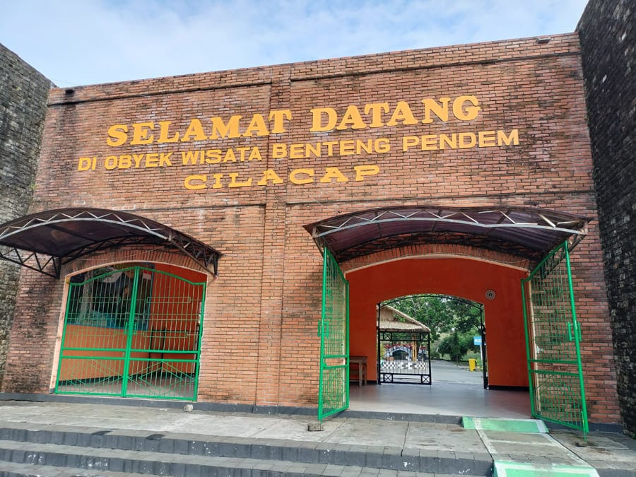 Benteng Pendem - Cilacap - Yogyaku-tercinta