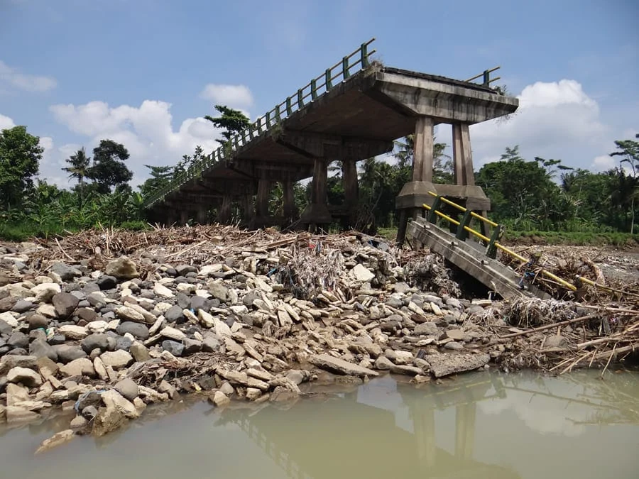 Jembatan Srandakan Lama - Yogyaku-tercinta