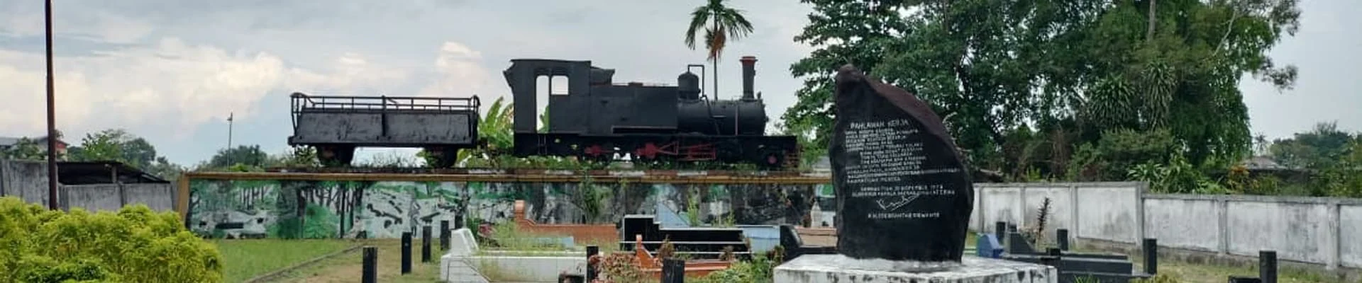 Monumen Kereta Api - Pekanbaru