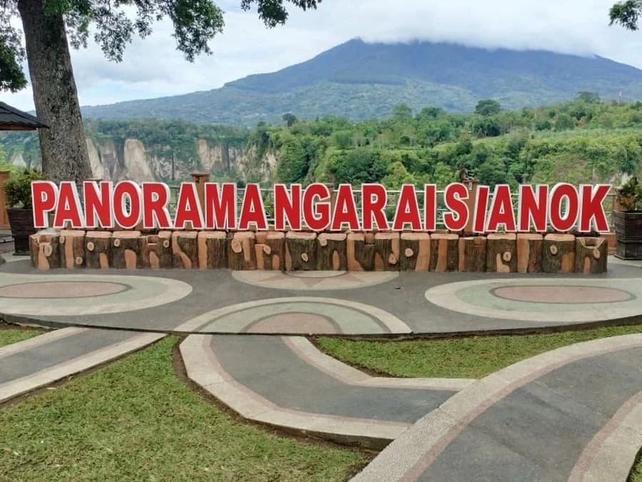 Panorama Ngarai Sianok - Yogyaku-tercinta