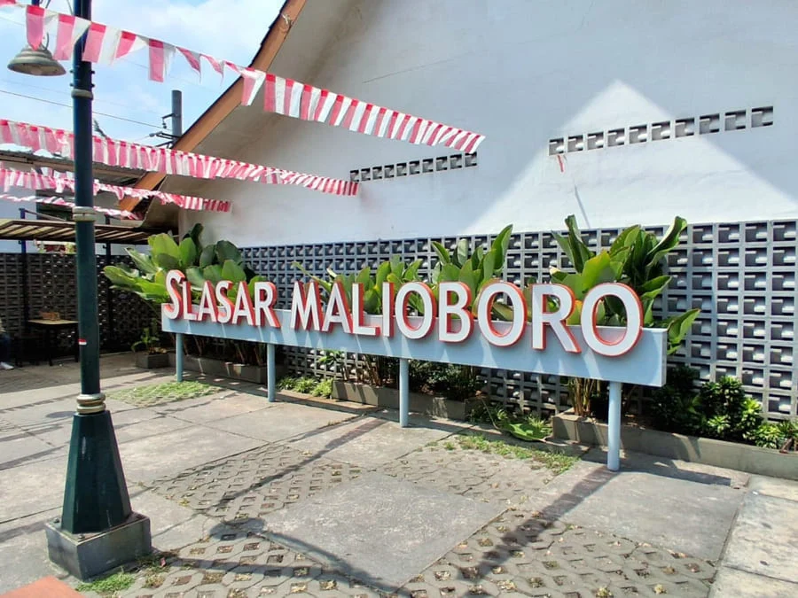 Slasar Malioboro - Yogyaku-tercinta