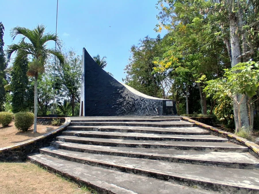 Monumen Brimob Argomulyo - Yogyaku-tercinta